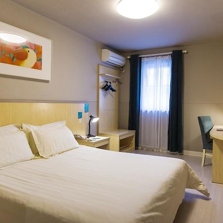 Jingjiang Inn Jurong Renmin Road Zhenjiang  Exterior photo