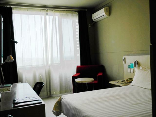 Jingjiang Inn Jurong Renmin Road Zhenjiang  Exterior photo